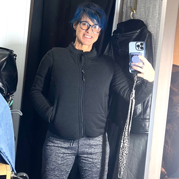 NWT🤩 |•RECREATION•| Super Soft Grey Quilted Jacket/Sweatshirt Size Small - Picture 1 of 16